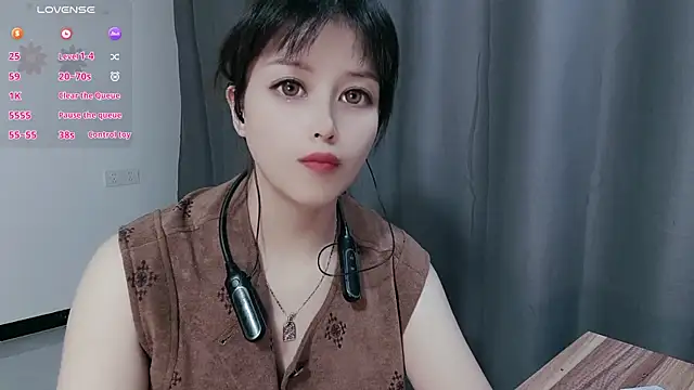 Snapshot of Lucky-xiuxiu chatting on October 17, 1:14 pm Lucky-xiuxiu online show from October 17, 1:14 pm
