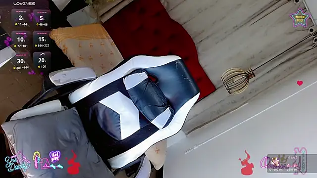 Gisele fox online show from February 6, 7:17 pm