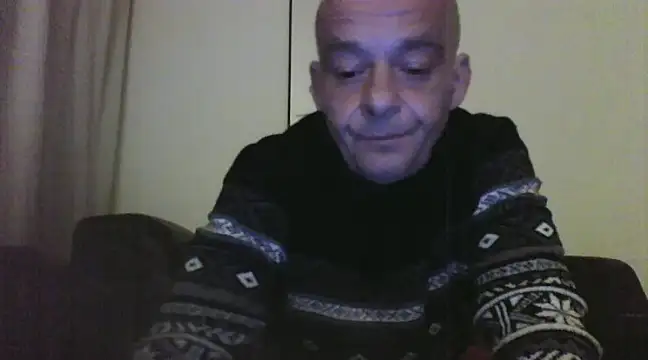 Snapshot of horndude187187 chatting on January 12, 1:11 am horndude187187 online show from January 12, 1:11 am