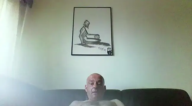 Snapshot of horndude187187 chatting on January 12, 2:30 pm horndude187187 online show from January 12, 2:30 pm