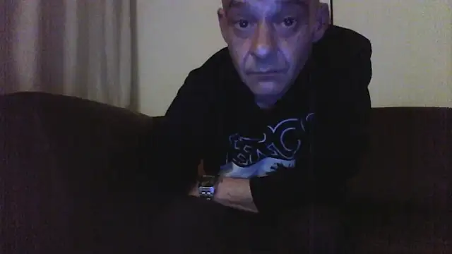 Snapshot of horndude187187 chatting on January 18, 1:30 am horndude187187 online show from January 18, 1:30 am