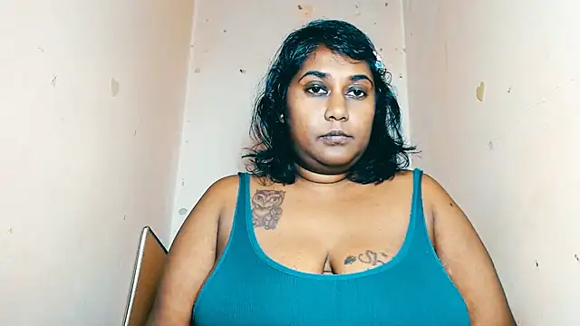 Snapshot of candytigress69 chatting on June 4, 6:25 pm candytigress69 online show from June 4, 6:25 pm