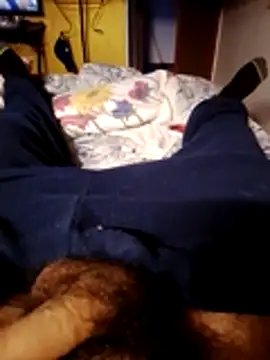 Snapshot of HueingChamber4352 chatting on December 19, 7:04 am HueingChamber4352 online show from December 19, 7:04 am