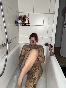 Mia-Fuchs online show from January 14, 10:44 pm