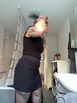 Mia-Fuchs online show from March 9, 7:34 am