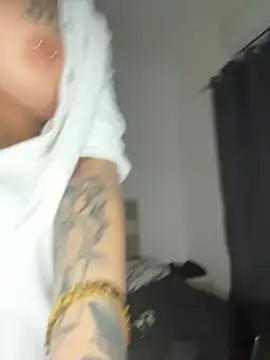 Mia-Fuchs online show from March 15, 6:54 pm