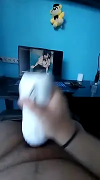 Snapshot of Elrep_tile chatting on January 14, 9:09 pm Elrep tile online show from January 14, 9:09 pm