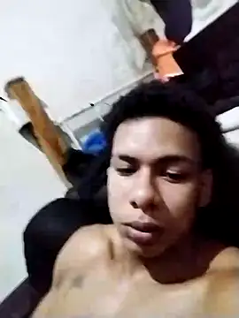 Snapshot of whoislone chatting on January 7, 11:24 pm whoislone online show from January 7, 11:24 pm