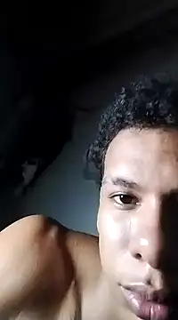 Snapshot of whoislone chatting on January 9, 6:48 am whoislone online show from January 9, 6:48 am