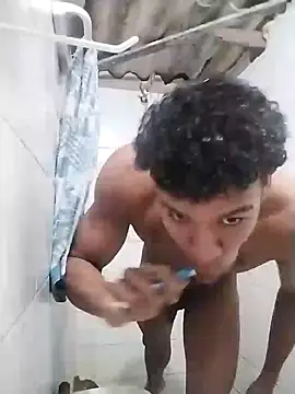 Snapshot of whoislone chatting on January 11, 11:46 pm whoislone online show from January 11, 11:46 pm