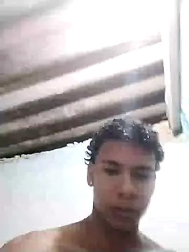 Snapshot of whoislone chatting on January 14, 11:27 pm whoislone online show from January 14, 11:27 pm