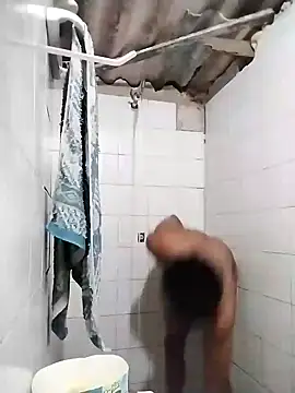 Snapshot of whoislone chatting on February 2, 11:00 pm whoislone online show from February 2, 11:00 pm