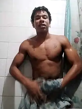 Snapshot of whoislone chatting on February 8, 5:18 pm whoislone online show from February 8, 5:18 pm