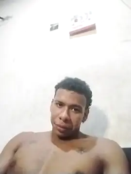 Snapshot of whoislone chatting on October 3, 11:35 pm whoislone online show from October 3, 11:35 pm