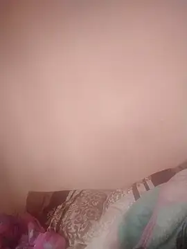 Snapshot of boobsTaylor chatting on February 27, 1:16 am boobsTaylor online show from February 27, 1:16 am