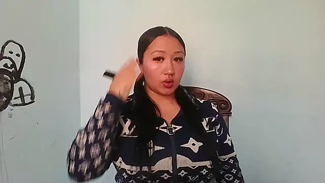 Snapshot of boobsTaylor chatting on November 14, 8:40 pm boobsTaylor online show from November 14, 8:40 pm