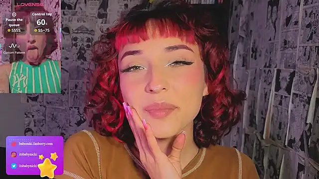 NickiYoung online show from May 23, 10:25 pm