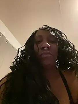 Snapshot of Yoshibaby2670 chatting on February 14, 11:10 am Yoshibaby2670 online show from February 14, 11:10 am