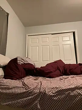 Snapshot of Yoshibaby2670 chatting on February 17, 12:05 pm Yoshibaby2670 online show from February 17, 12:05 pm