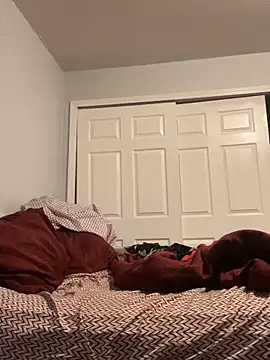 Snapshot of Yoshibaby2670 chatting on February 18, 7:43 am Yoshibaby2670 online show from February 18, 7:43 am