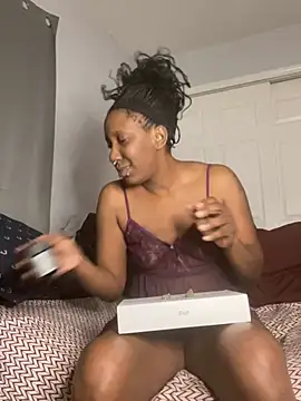 Snapshot of Yoshibaby2670 chatting on February 28, 12:09 pm Yoshibaby2670 online show from February 28, 12:09 pm