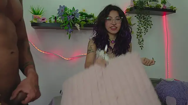 bri cullen online show from June 7, 2:05 am
