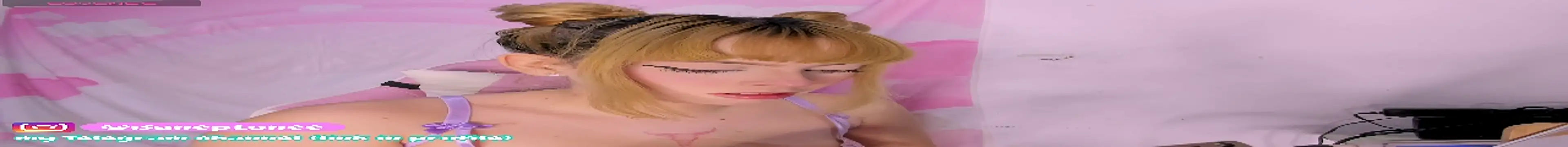 Snapshot of nepthunie chatting on November 30, 2:26 am nepthunie online show from November 30, 2:26 am