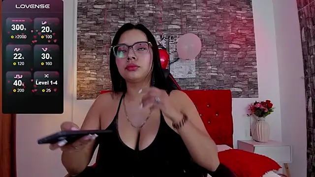 Emily sc online show from February 14, 1:18 pm