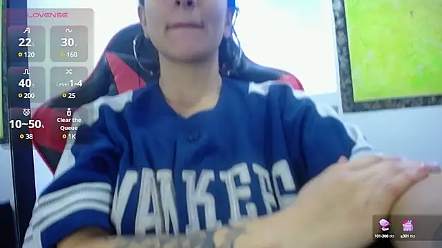 Anniee x online show from February 26, 1:30 pm