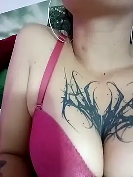 Anniee x online show from May 11, 1:06 pm
