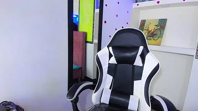 Anniee x online show from May 23, 12:42 pm