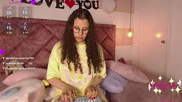 Charlotte  Miller online show from February 16, 1:49 pm