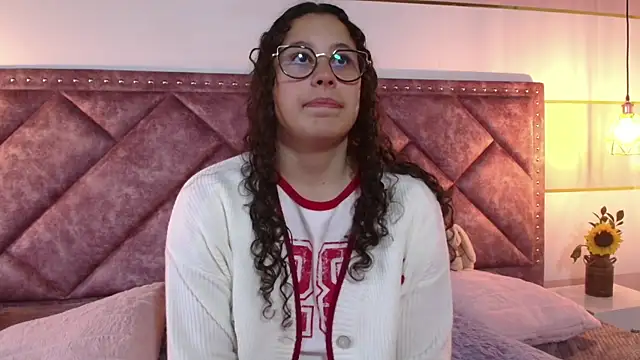 Charlotte  Miller online show from March 14, 12:07 pm