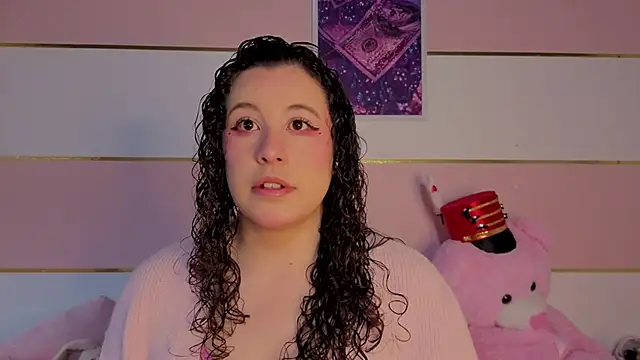 Charlotte  Miller online show from January 16, 11:58 am