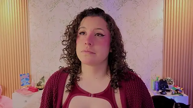 Charlotte  Miller online show from July 11, 11:35 am