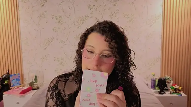 Charlotte  Miller online show from July 23, 11:19 am