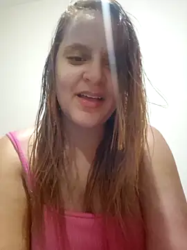 Snapshot of AliceRuivinha2 chatting on January 15, 3:18 pm AliceRuivinha2 online show from January 15, 3:18 pm