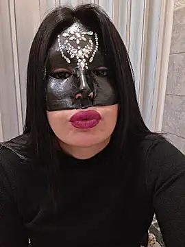 Snapshot of desyree89 chatting on February 16, 2:13 pm desyree89 online show from February 16, 2:13 pm