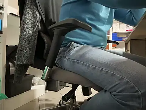 stefanosk online show from January 4, 6:52 am