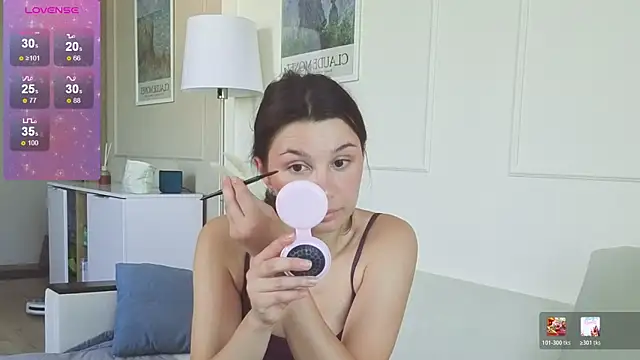 Snapshot of KristineEsme chatting on July 5, 4:52 am KristineEsme online show from July 5, 4:52 am