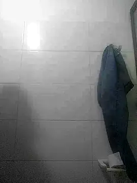 Snapshot of escorpio50jt chatting on September 20, 3:18 am escorpio50jt online show from September 20, 3:18 am