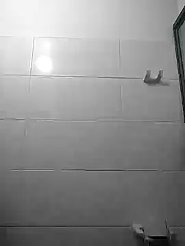 Snapshot of escorpio50jt chatting on October 3, 12:51 am escorpio50jt online show from October 3, 12:51 am