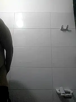 Snapshot of escorpio50jt chatting on October 5, 11:46 pm escorpio50jt online show from October 5, 11:46 pm