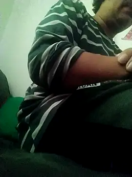 Snapshot of escorpio50jt chatting on October 23, 11:31 am escorpio50jt online show from October 23, 11:31 am