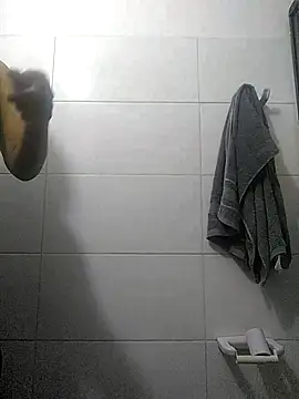 Snapshot of escorpio50jt chatting on November 7, 3:39 am escorpio50jt online show from November 7, 3:39 am