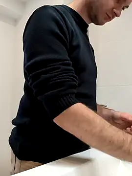 Snapshot of coquin5995 chatting on January 26, 1:36 pm coquin5995 online show from January 26, 1:36 pm