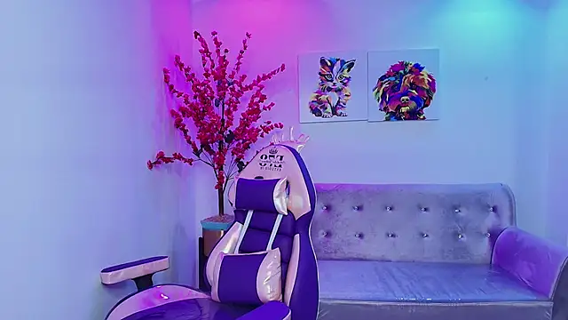 Snapshot of Arianna_sweeet chatting on February 19, 10:56 am Arianna sweeet online show from February 19, 10:56 am