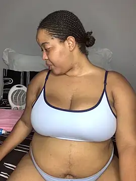 sexytinashe21 online show from December 15, 7:40 pm