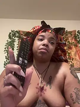 Sinsationalhoneii online show from January 28, 2:53 am