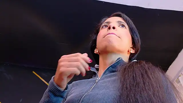 amabel zambrano online show from January 7, 10:40 am